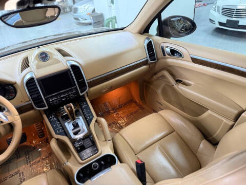 2012 Porsche Cayenne Tiptronic