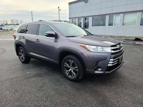 2019 Toyota Highlander for sale at AUTO POINT USED CARS in Rosedale MD