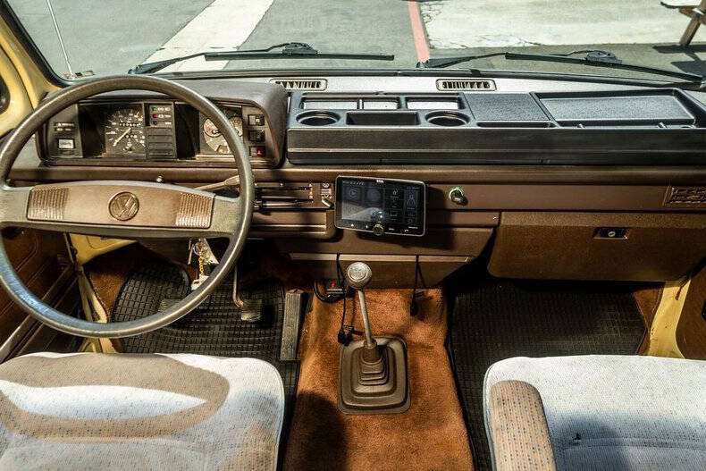 1982 Volkswagen Vanagon Camper