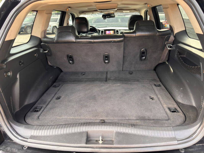 2009 Jeep Grand Cherokee SRT8