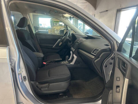 2017 Subaru Forester 2.5i