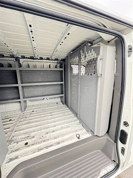 2016 Nissan NV 1500 S