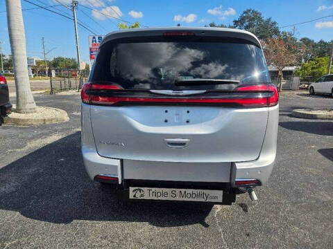 2023 Chrysler Pacifica Touring L