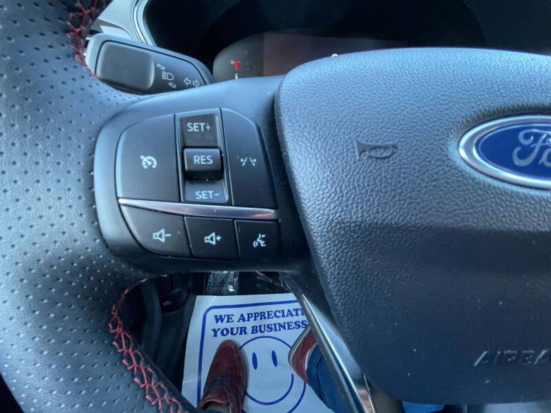 2025 Ford Escape ST-Line Select