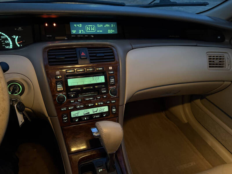 2002 Toyota Avalon XLS