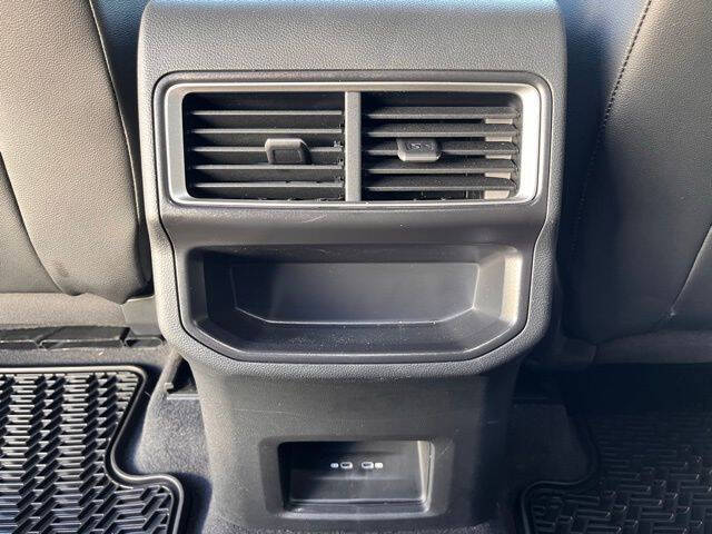 2024 Volkswagen Atlas Cross Sport SE 4Motion