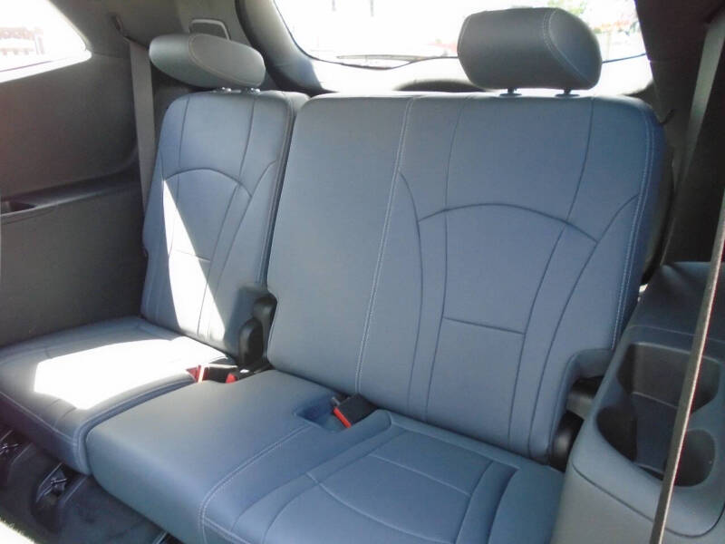 2022 Buick Enclave Essence