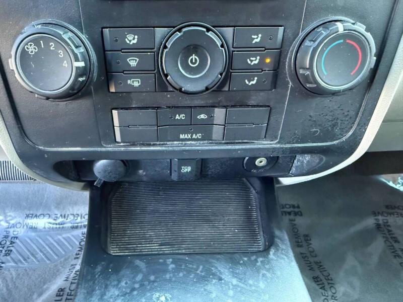 2011 Ford Escape XLS