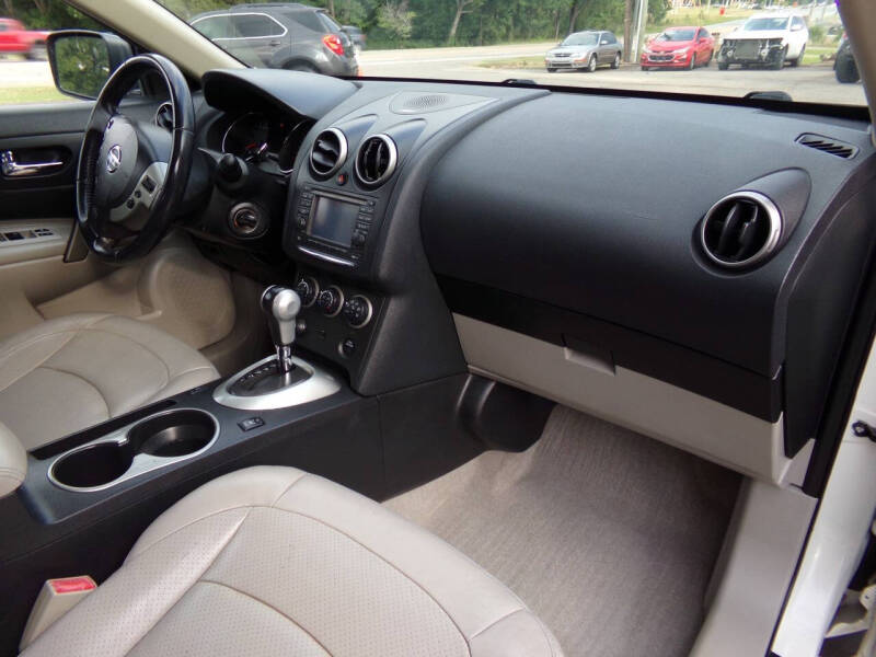 2011 Nissan Rogue SV