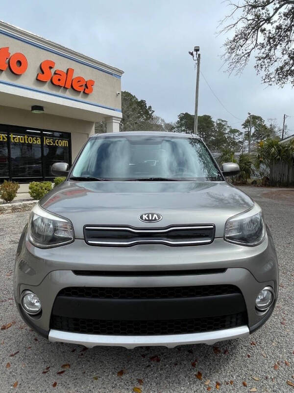 2017 Kia Soul +