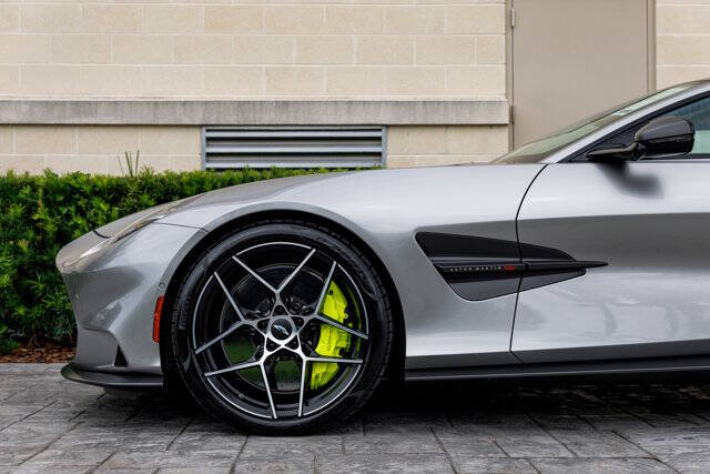 2025 Aston Martin Vanquish