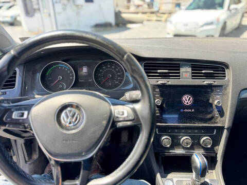 2019 Volkswagen e-Golf SE