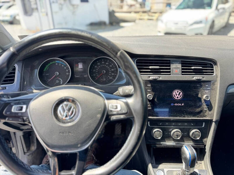 2019 Volkswagen e-Golf SE