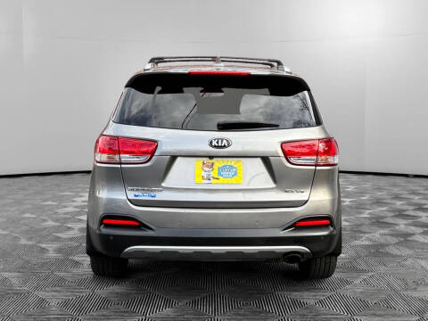 2016 Kia Sorento EX V6