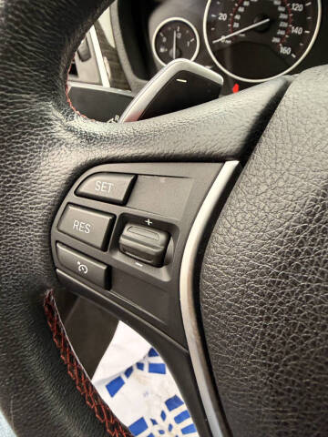 2017 BMW 3 Series 330i xDrive