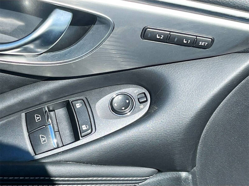 2019 Infiniti Q60 3.0T Luxe