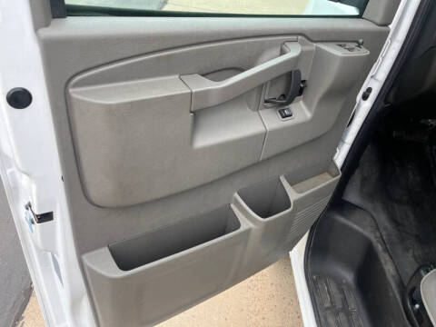 2023 GMC Savana 2500