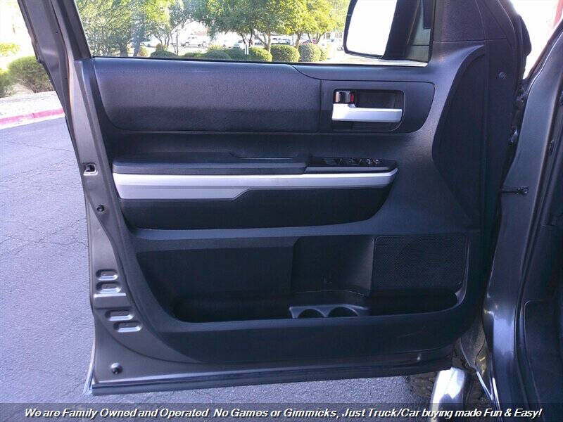 2018 Toyota Tundra SR5