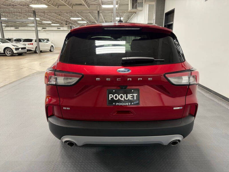 2020 Ford Escape SE
