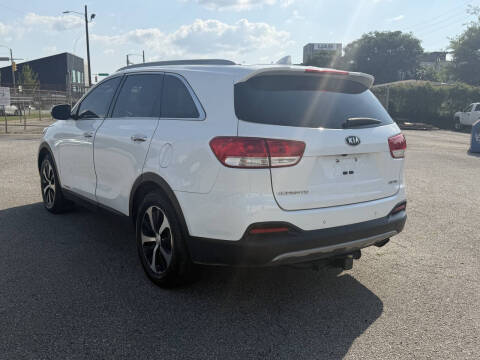 2017 Kia Sorento EX V6