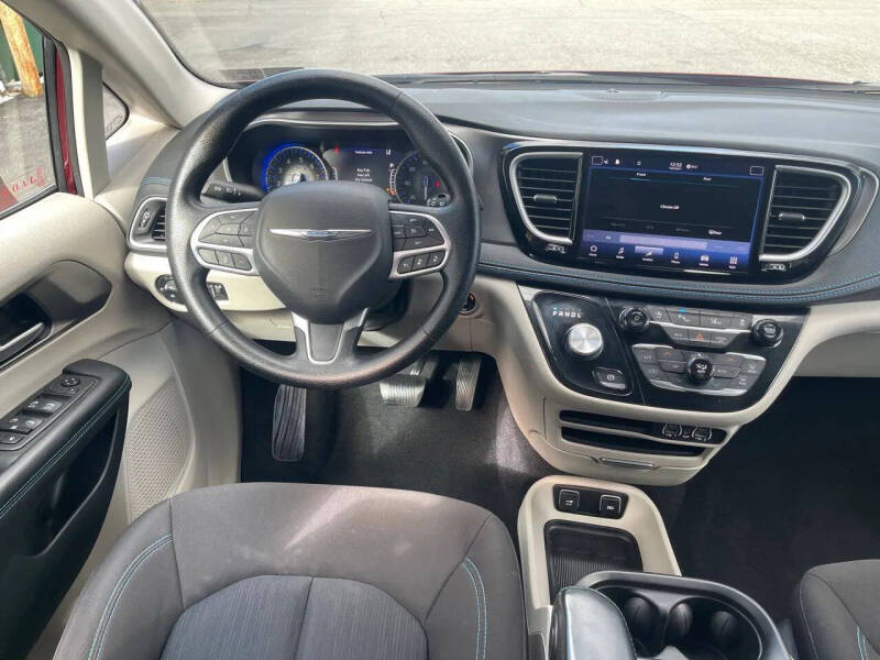 2021 Chrysler Pacifica Touring