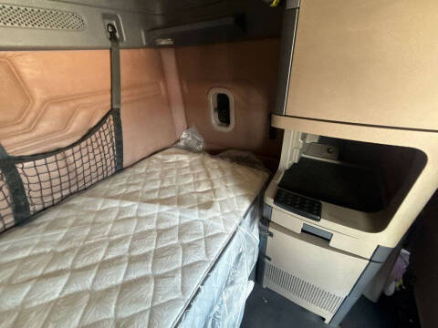 2012 Freightliner Cascadia