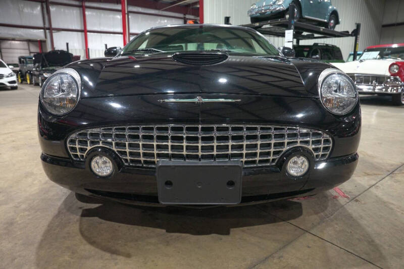 2002 Ford Thunderbird Deluxe