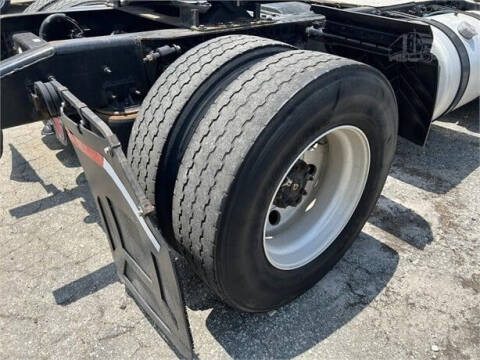 2014 Freightliner Cascadia