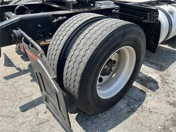 2014 Freightliner Cascadia