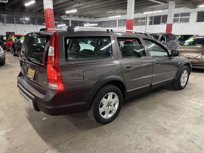 2005 Volvo XC70