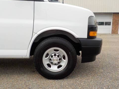2021 Chevrolet Express 2500