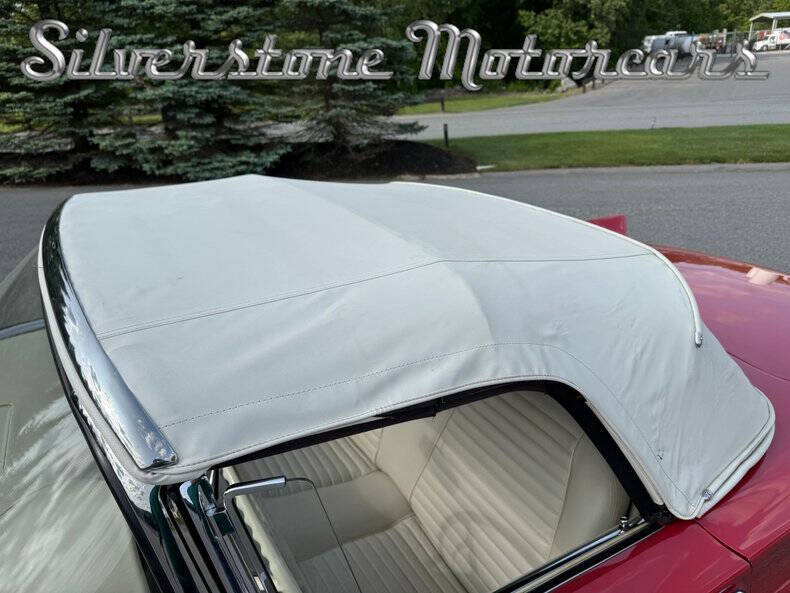 1957 Ford Thunderbird