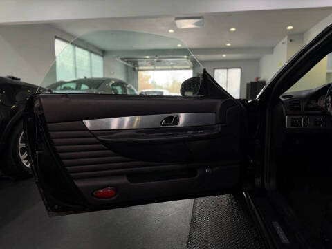 2004 Ford Thunderbird Deluxe