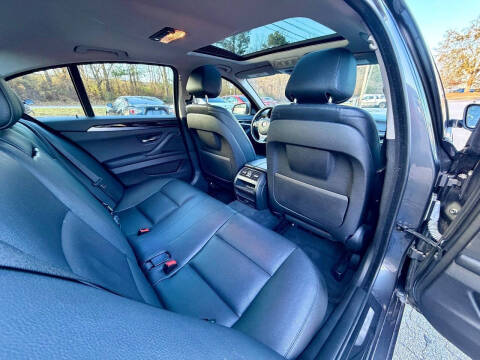 2016 BMW 5 Series 528i