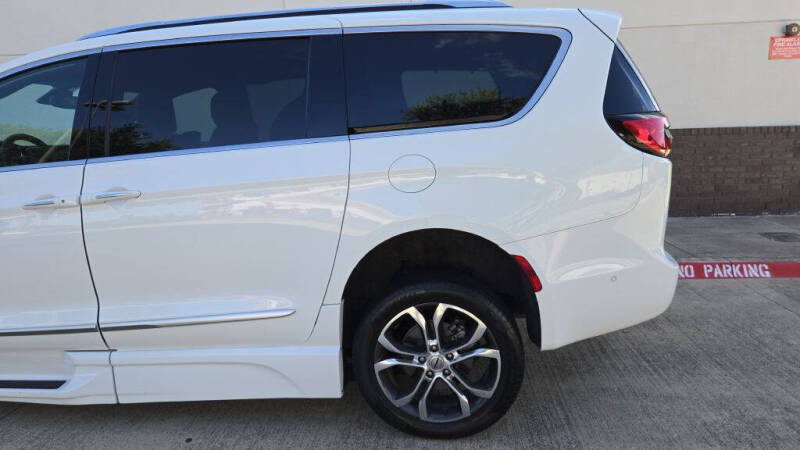 2022 Chrysler Pacifica Pinnacle