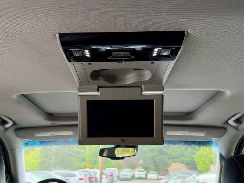 2016 Cadillac Escalade Luxury Collection