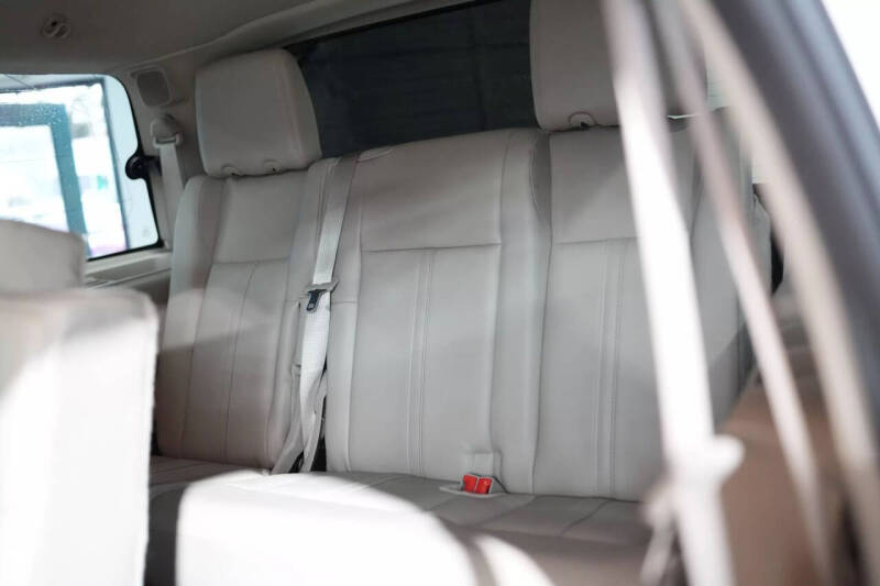 2017 Lincoln Navigator Select