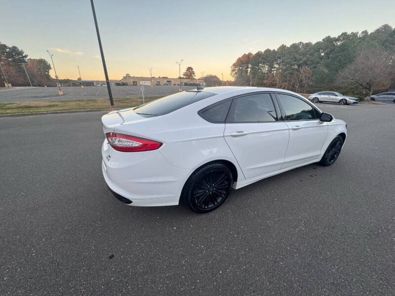2015 Ford Fusion SE