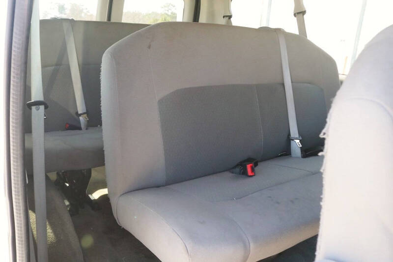 2014 Ford E-Series E-350 SD XLT