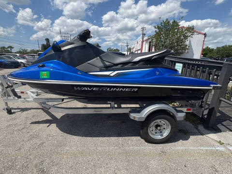 2018 Yamaha WAVE