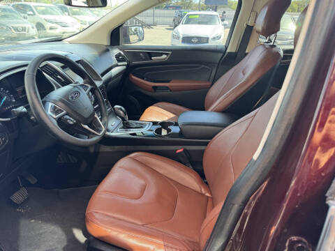 2017 Ford Edge Titanium