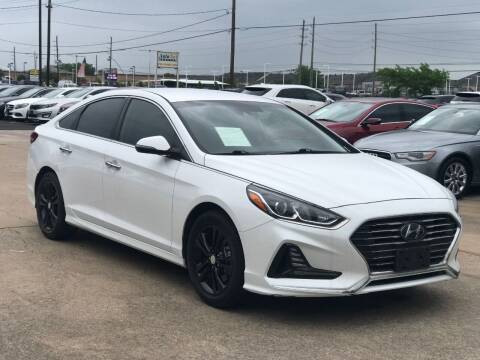 2018 Hyundai Sonata for sale at Discount Auto Company in Houston TX