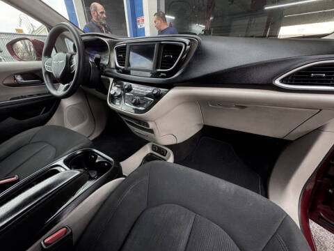 2018 Chrysler Pacifica Touring Plus