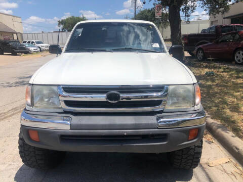 1998 Toyota Tacoma for sale at Dynasty Auto in Dallas TX