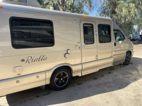 2004 Winnebago Rialta 22QD