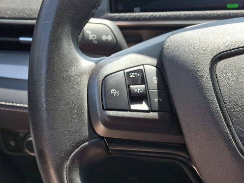 2022 Ford Mustang Mach-E Select