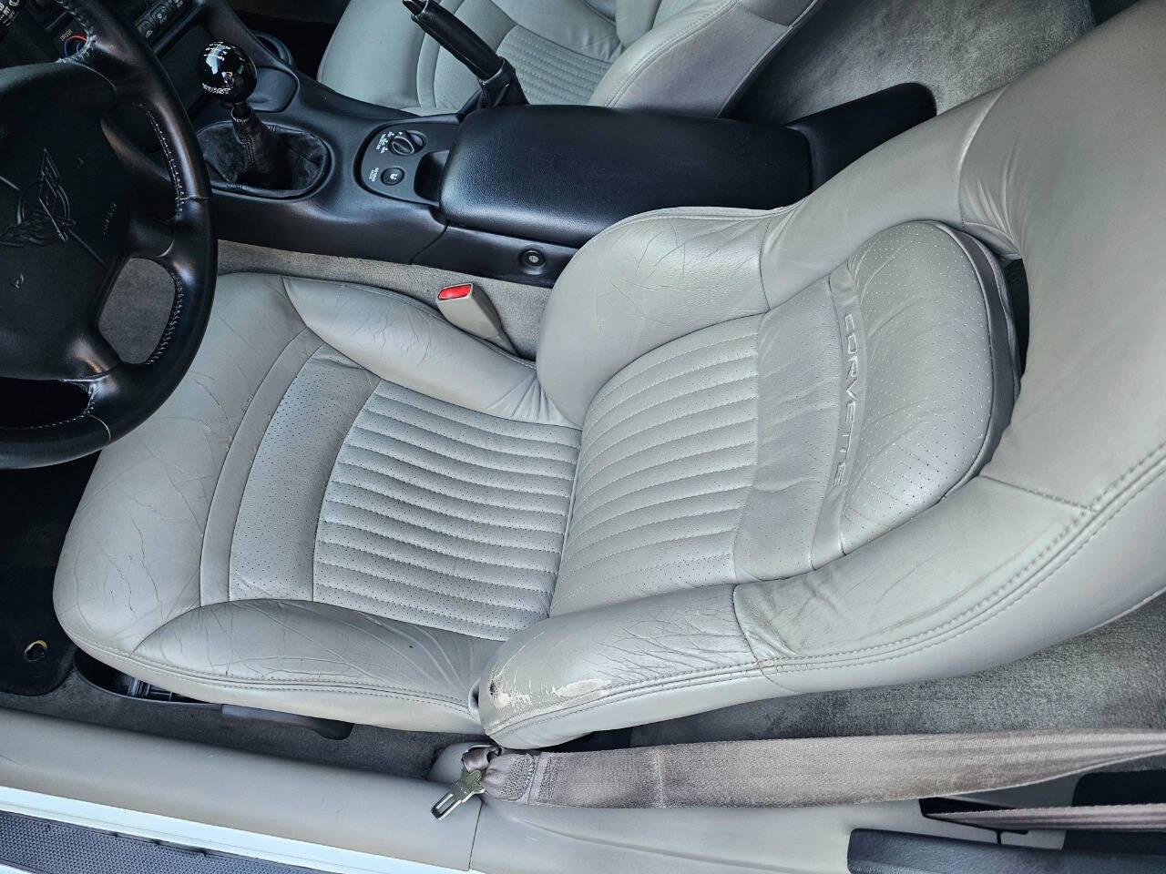1999 Chevrolet Corvette 28