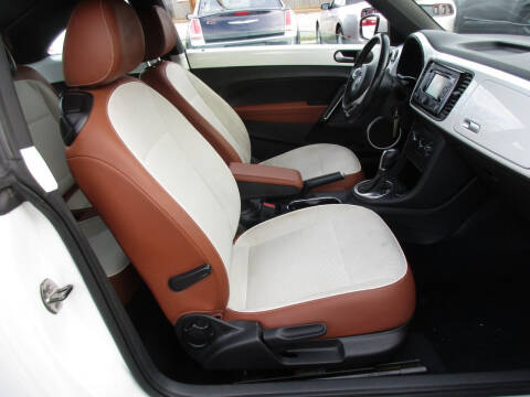 2015 Volkswagen Beetle 1.8T Classic PZEV