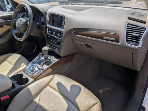 2016 Audi Q5 2.0T quattro Premium Plus