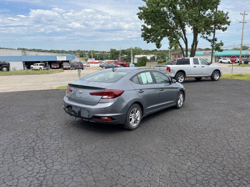 2019 Hyundai Elantra SEL